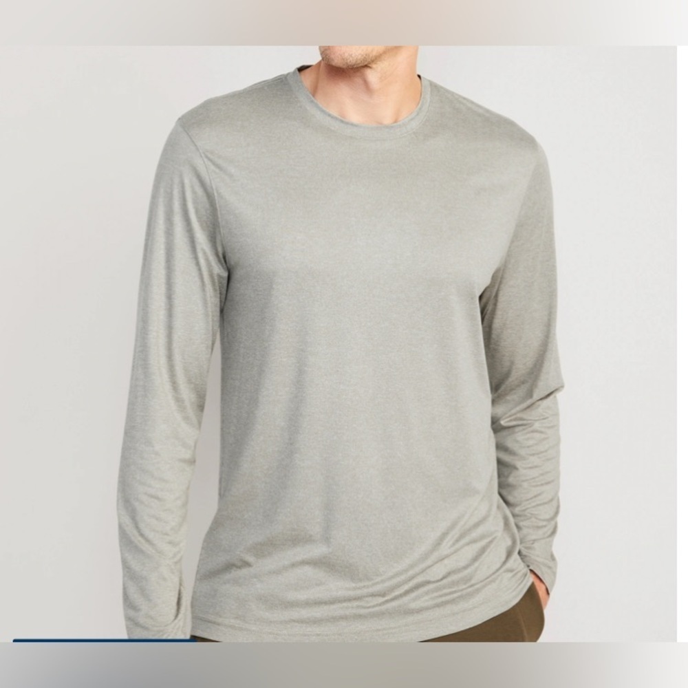 NEW - Old Navy Cloud 94 Soft Long-Sleeve T-Shirt. Large. Color: Fir Tree
